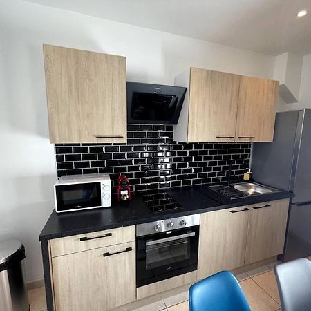 Appartement T2 Pour 3 Personnes Marseille Bagian luar foto