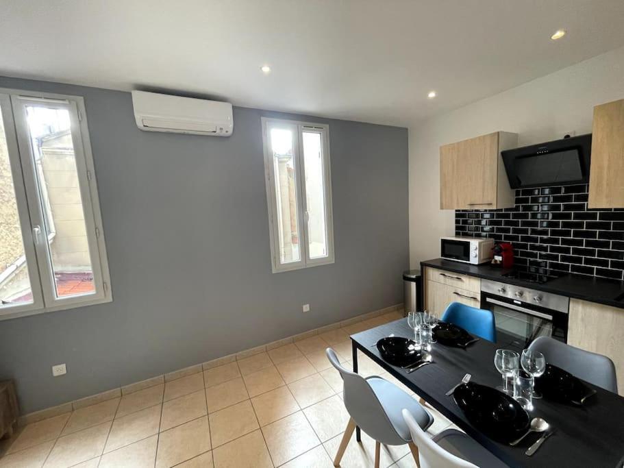 Appartement T2 Pour 3 Personnes Marseille Bagian luar foto